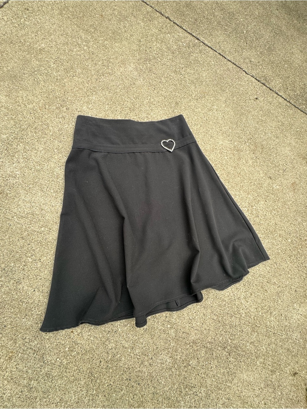 Spring Street Black Circle Skirt with Heart Pin